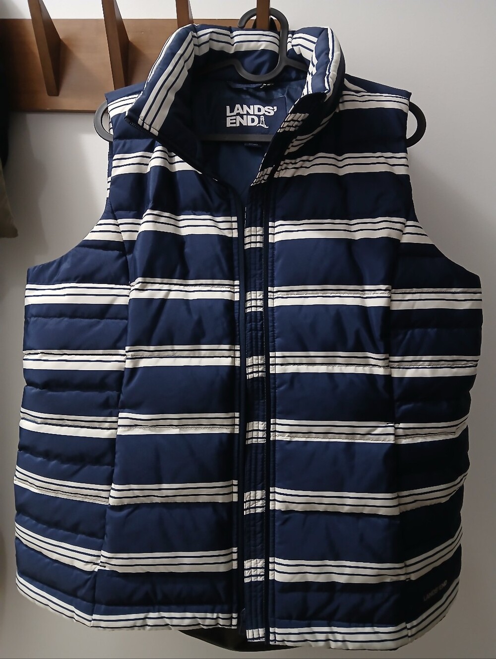 Puffer Vest, Size M